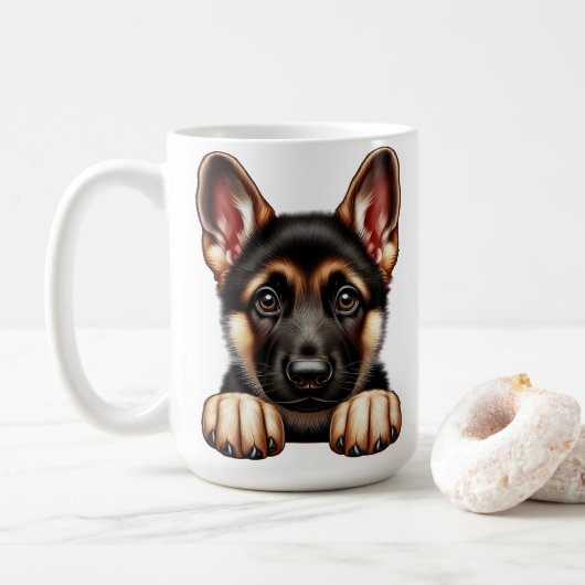 Welpe der Deutschen Hirte mit ausdrucksvollen Auge Kaffeetasse (Mit Donut)