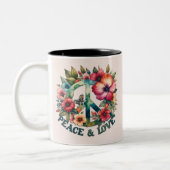 Welpe & Floral 70er Retro "Peace & Liebe" Zweifarbige Tasse (Links)