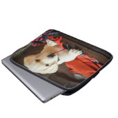 Welpe Getty Bild-| auf einem Sofa Laptopschutzhülle (Vorne Knopf)