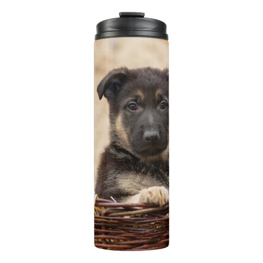 Welpe in Basket Thermosbecher (Vorderseite)