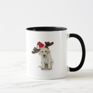 Welpe mit den Weihnachtsmannmütze-und Ren-Ohren Tasse