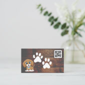 Welpe | Niedliche Doggie Paws | Holz | QR Code Visitenkarte (Stehend Vorderseite)