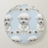 Welpe umarmt sein Spielzeug Rundes Kissen (Rückseite)