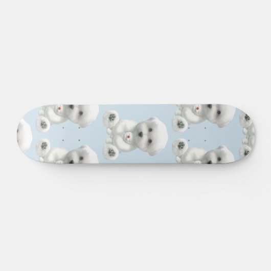 Welpe umarmt sein Spielzeug Skateboard (Horizontal)