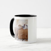 Welpe und Kaninchen Tasse (Vorderseite Links)