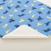 Welpen aus Gelb und Schwarz auf blauem Hintergrund Sherpadecke (3/4)