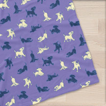 Welpen aus Gelb und Schwarz im Lila Hintergrund