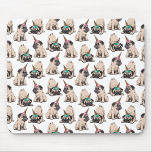 Welpen-Möpse strebendes Unicorn-Muster Mousepad