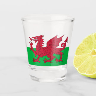 Welsh Dragon ~ Flag Wales Schnapsglas