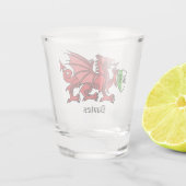 Welsh Dragon Individuelle Name und Monogram Schnapsglas (Rückseite)
