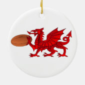 Welsh Dragon mit Rugby Ball Keramik Ornament (Hinten)