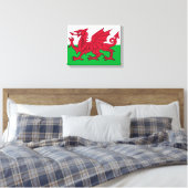 Welsh Flag (Wales) (Welsh Dragon) Leinwanddruck (Insitu (Schlafzimmer))