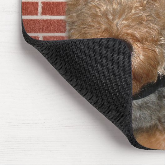 Welsh Terrier on Brick Wall Mousepad (Ecke)