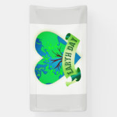 Welt des Earth Day Heart Banner (Vertikal)