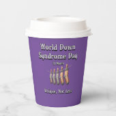 Welt-Down-Syndrom-Tag. Einzigartig nicht weniger Pappbecher (Rückseite)