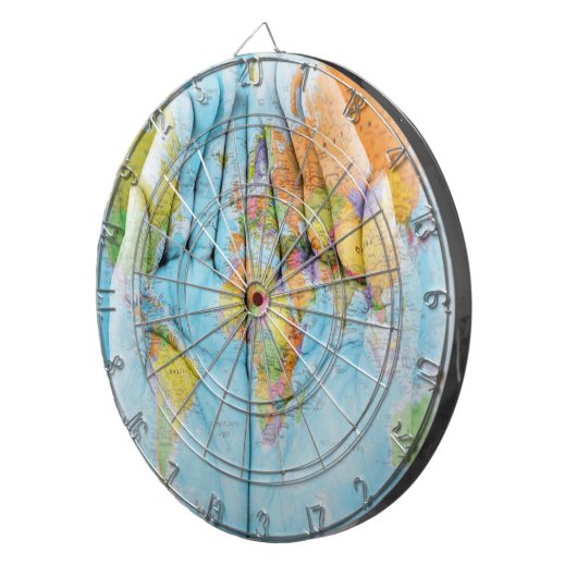 Welt in Händen Dartboard Dartscheibe (Vorderseite rechts)