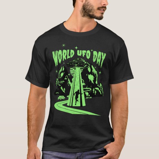 Welt-UFO-Tag, fliegende Untertasse T-Shirt (Vorderseite)