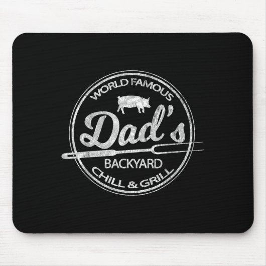 Weltberühmter Grill & Chill-BBQ im Hinterhof d Mousepad (Vorne)