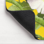 'Weltfrieden' auf einem Mauspad (1) (Ecke)