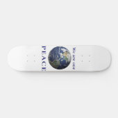 Weltfrieden Skateboard (Horizontal)