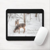 Weltfrieden - zwei Hirsche in schneebedeckten Wäld Mousepad (Mit Mouse)