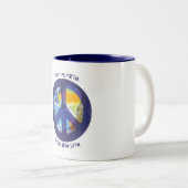 Weltfrieden… Zweifarbige Tasse (VorderseiteRechts)