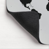 Weltkarte mit schwarzer Grafik Mousepad (Ecke)