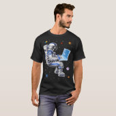 Weltraum-Astronaut-Programmierer T-Shirt (Vorne ganz)
