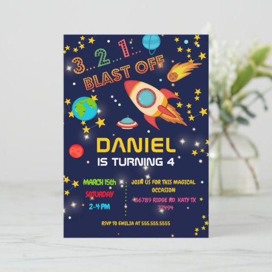 Weltraum-Geburtstagsparty explodiert Einladung (Stehend Vorderseite)