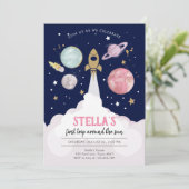 Weltraum-Planeten Girl Erster Geburtstag Einladung (Stehend Vorderseite)
