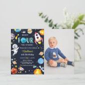 Weltraumbahnhof 4. Geburtstagsmond Einladung (Stehend Vorderseite)