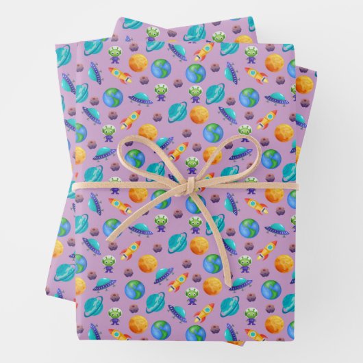 Weltraumforscher auf Lavender Lila Geschenkpapier Set (Beispiel)