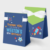 Weltraumraketenwerfer und Grüne Geschenkboxen Geschenkschachtel