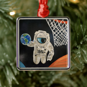 Weltraumspiele Ornament Aus Metall