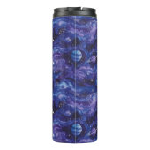 Weltraumthematisches Muster mit Sternen und Planet Thermosbecher (Rückseite)