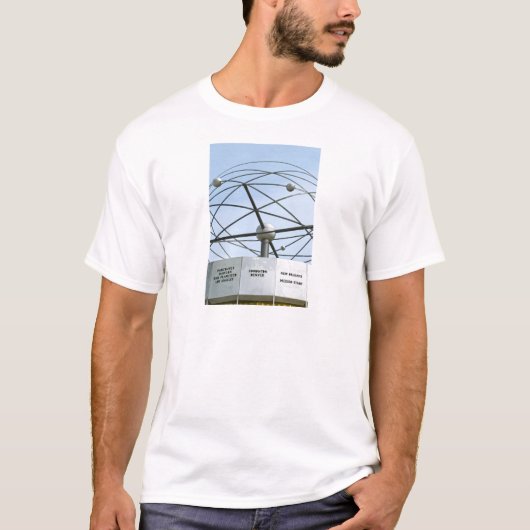Weltzeituhr T-Shirt (Vorderseite)