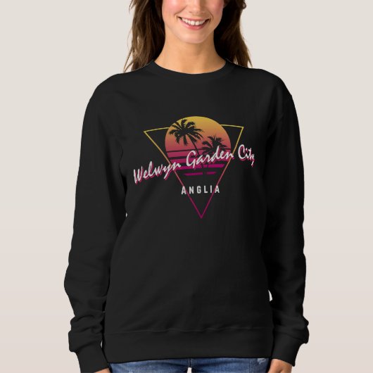 Welwyn Garden City Anglia 80s Retro Graphic Sweatshirt (Vorderseite)