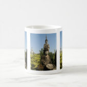 Wen beten Sie? Nong Khai, Isaan, Thailand Kaffeetasse (Mittel)