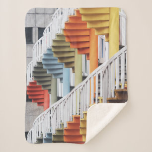 Wendeltreppen, mehrfarbig sherpadecke