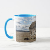 Wenig Haus auf dem Grasland Tasse (Links)