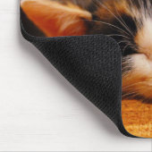 Wenig Miezekatze-Schlafen Mousepad (Ecke)
