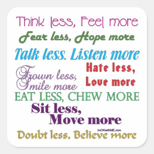 Weniger ist mehr quadratischer aufkleber