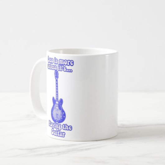 Weniger ist mehr, wenn es nicht Gitarre spielt Kaffeetasse (Vorderseite Links)