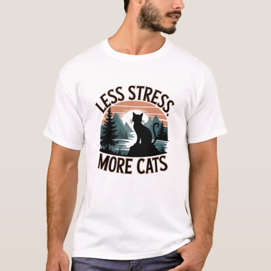 Weniger Stress, mehr Katzen - Entspannender Cat T T-Shirt (Vorderseite)