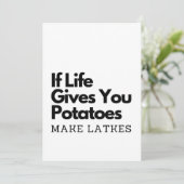 Wenn das Leben dir Kartoffeln gibt, mach ein Latke Einladung (Stehend Vorderseite)