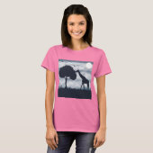 Wenn der Mond zur Giraffe flüstert T-Shirt (Vorne ganz)
