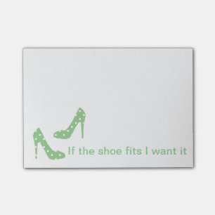 Wenn die Schuhsitze ich es Post-Itanmerkungen Post-it Klebezettel