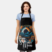 Wenn die Sonne den Mond erreicht, ergibt sich das Schürze (Getragen)