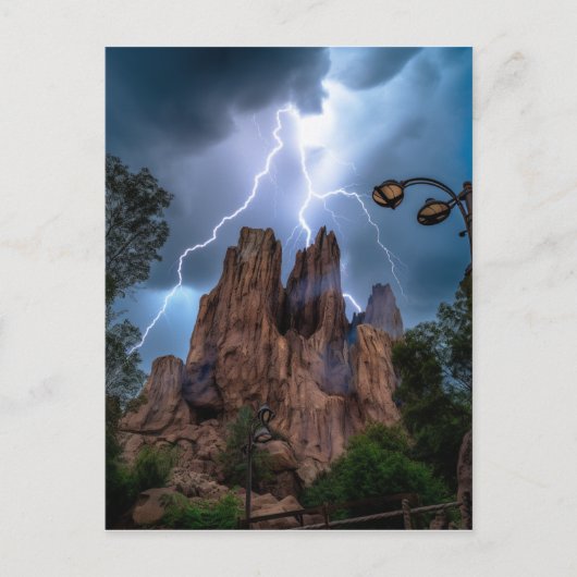 Wenn Donner Berg unter blauem Himmel trifft. Postkarte (Vorderseite)