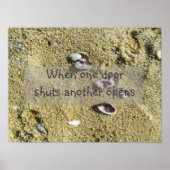 Wenn eine Tür geschlossen wird, öffnet sich ein An Poster (Vorne)